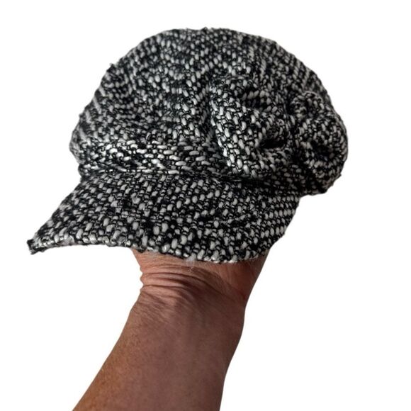 Apt. 9 Herringbone Newsboy Tweed Cap. NWT. - Picture 1 of 8